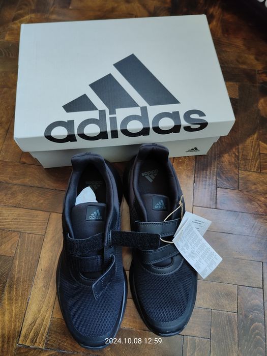 Маратонки Adidas