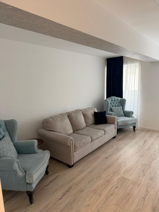 Inchiriez apartament