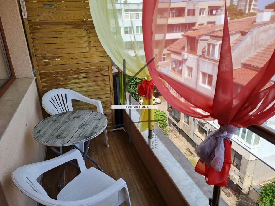 Продава се Четиристаен апартамент в Варна, Център - 116 кв.м за 2319 €/кв.м - Снимка #10