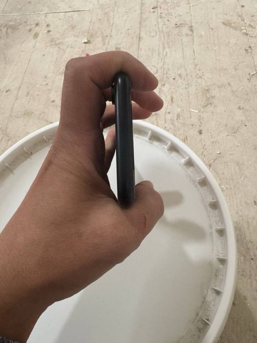 Iphone xr 64 tali umuman aybi