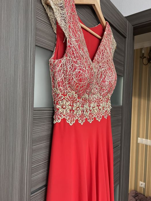 Продам вечернее платье