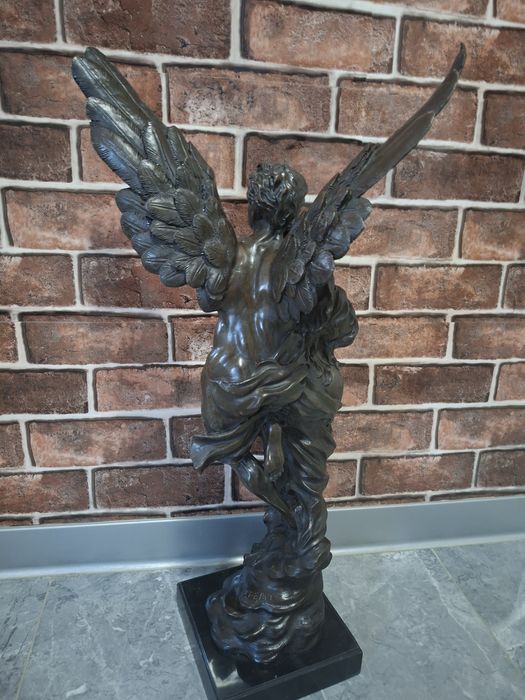 Statuie din bronz