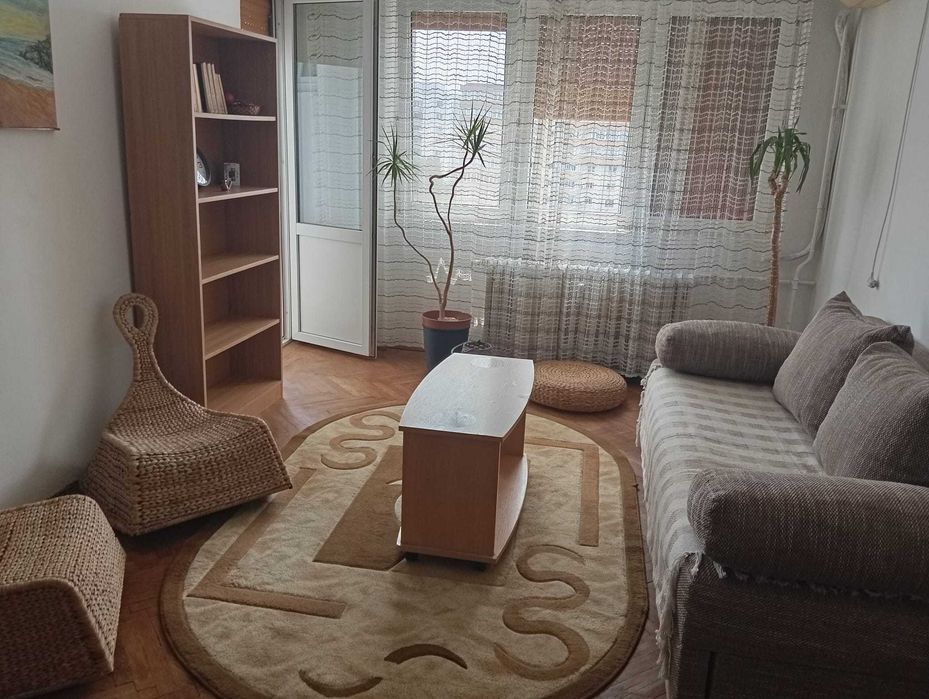 De închiriat apartament 2 camere în Drumul Taberei
