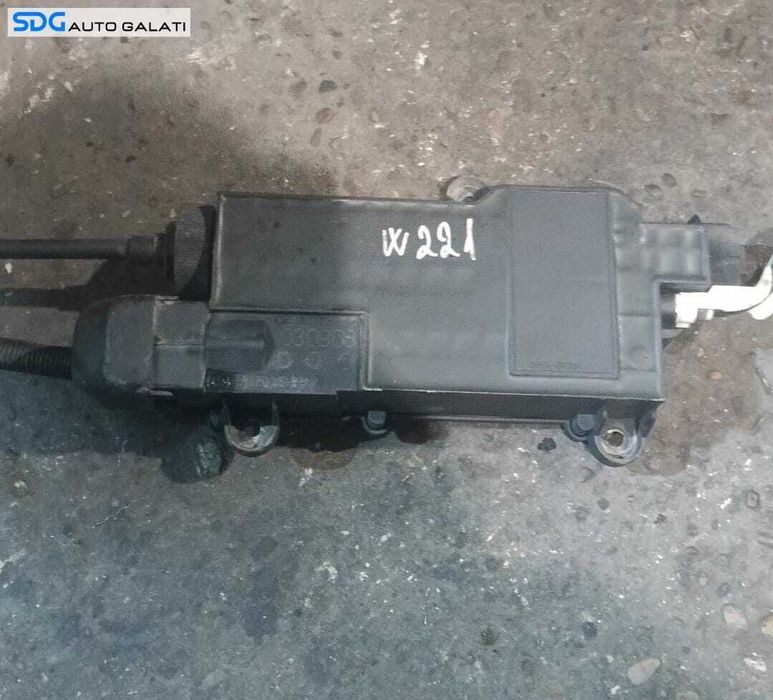 Modul Calculator Frana de Mana Electrica Mercedes Clasa E Class W212 2008 - 2016 Cod A2214302249 A2214300649 A2214420536 [M9678]