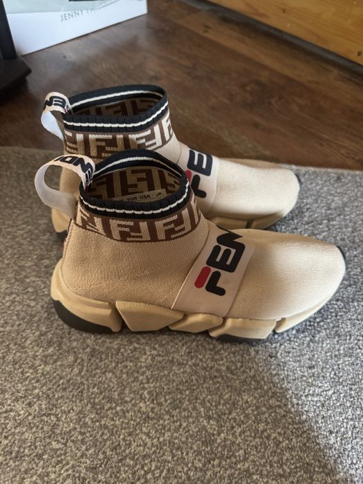 Дамски маратонки fendi