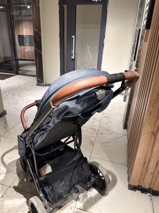 Коляска прогулочная