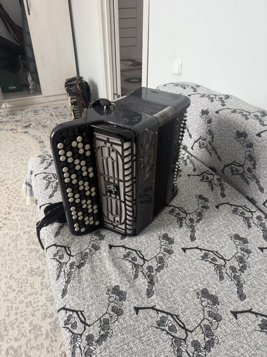 Продам пятый рядный баян