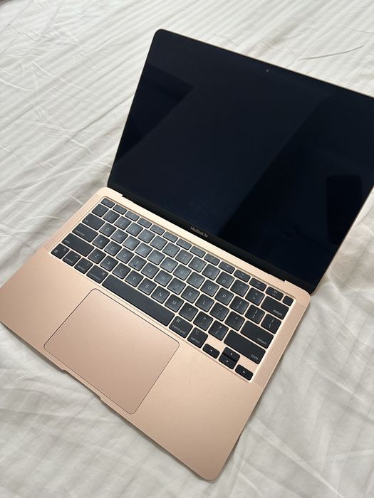 MacBook Air  M1/2020
