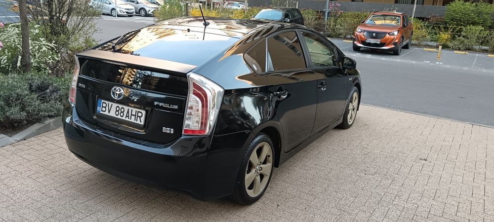 Toyota prius  HYBRID GPL 2013