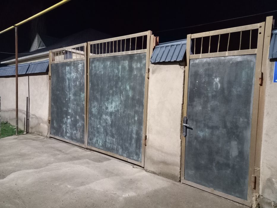 Ворота вместе с калиткой