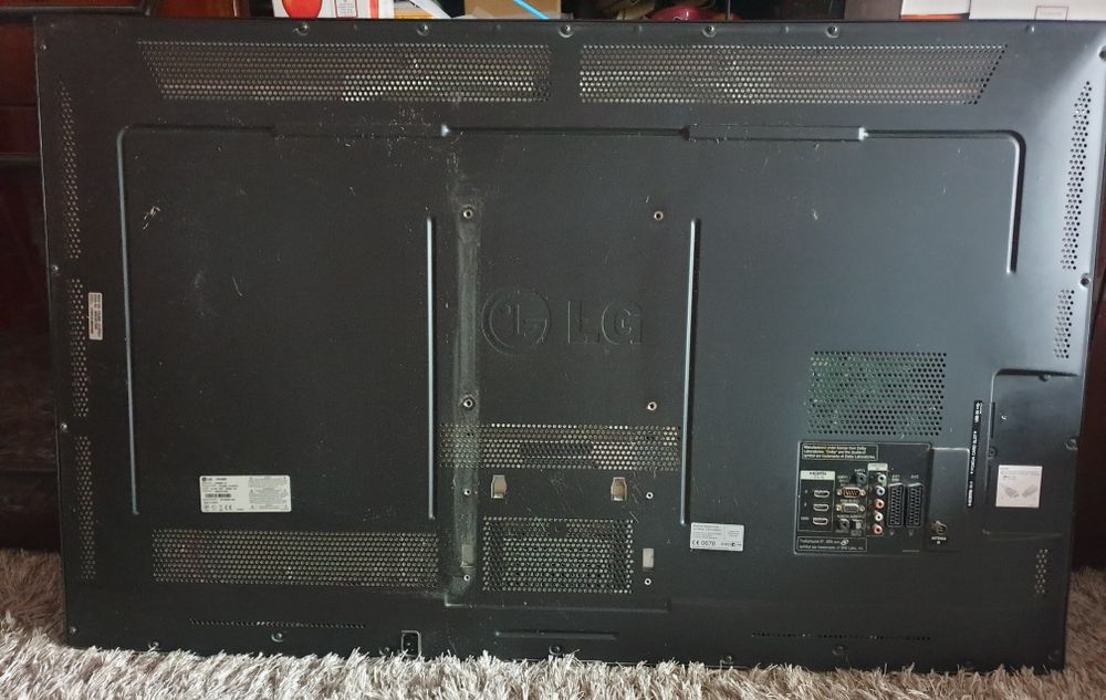 Телевизор LG LED