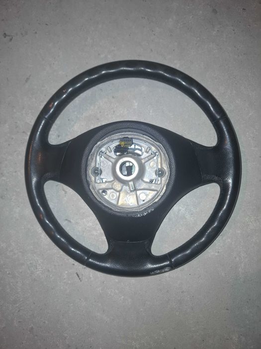 Класически волан БМВ Е90