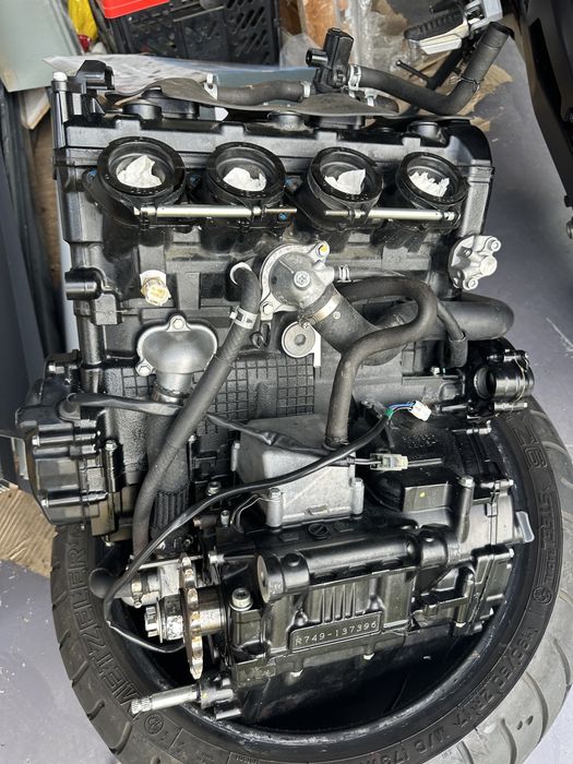 Motor si cutie viteze Suzuki Gsr 750