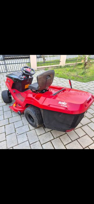 Tractoras de tuns iarba Alko