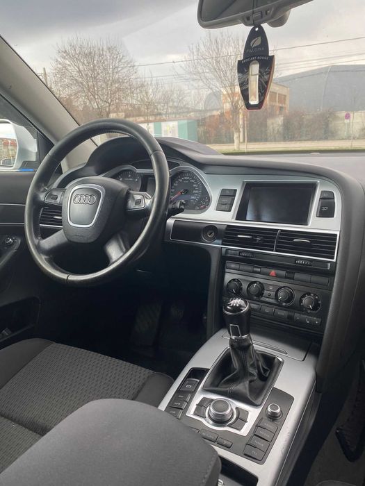 Audi a6 c6 brek din anul 2009 luna 3,6 trepte,.
