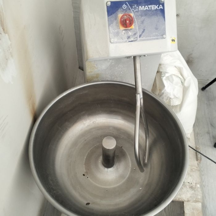 Тестомес для пекарня