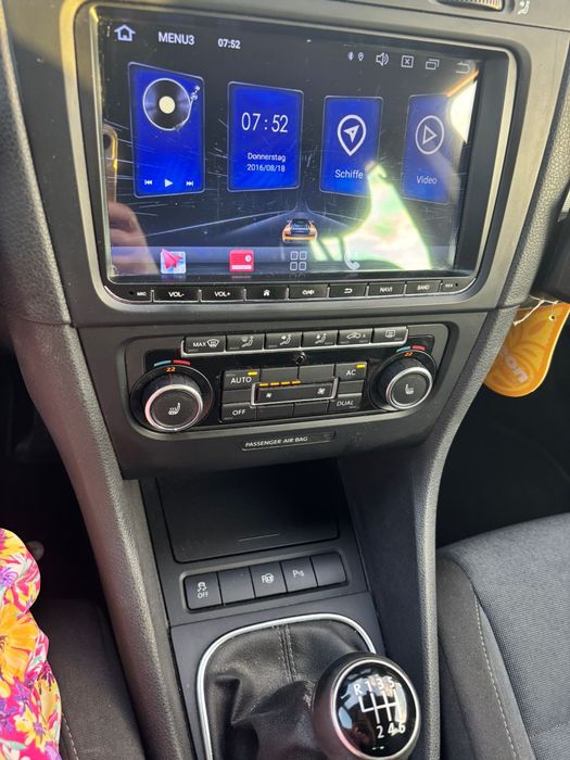 Volkswagen Golf 6 1.4 Benzină 2013 | Park Assist | Încălzire scaune | Navigație