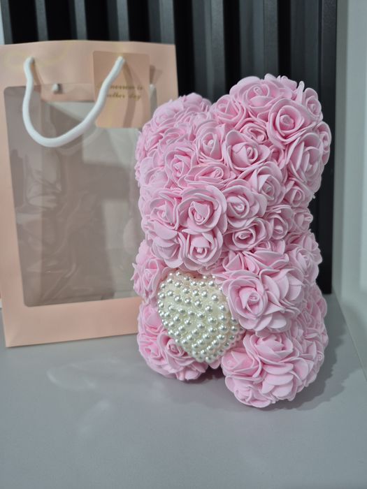 Ursuleți din flori trandafiri