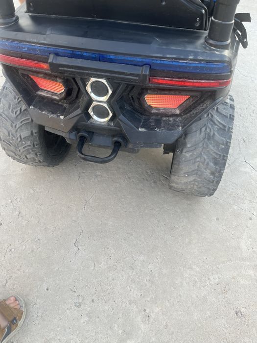 Детский электромобиль