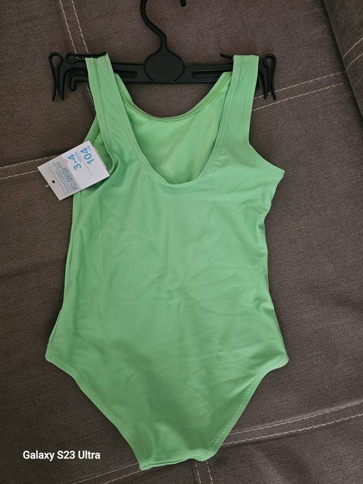 Нов детски бански