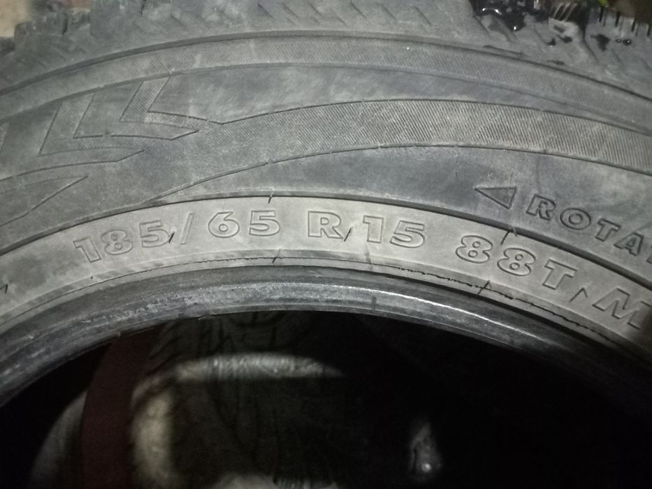 Продам колесо зимние
