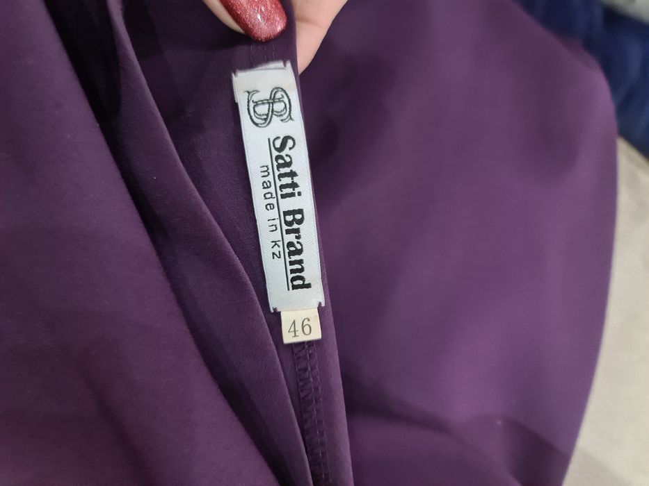 Платья коктейльные вечерние