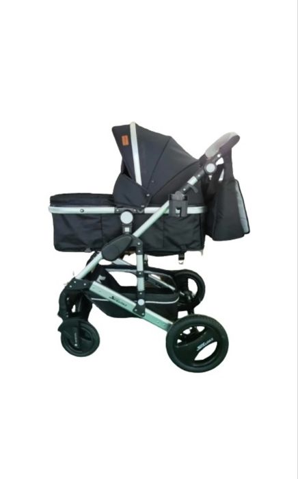 Продам детскую коляску 2в1