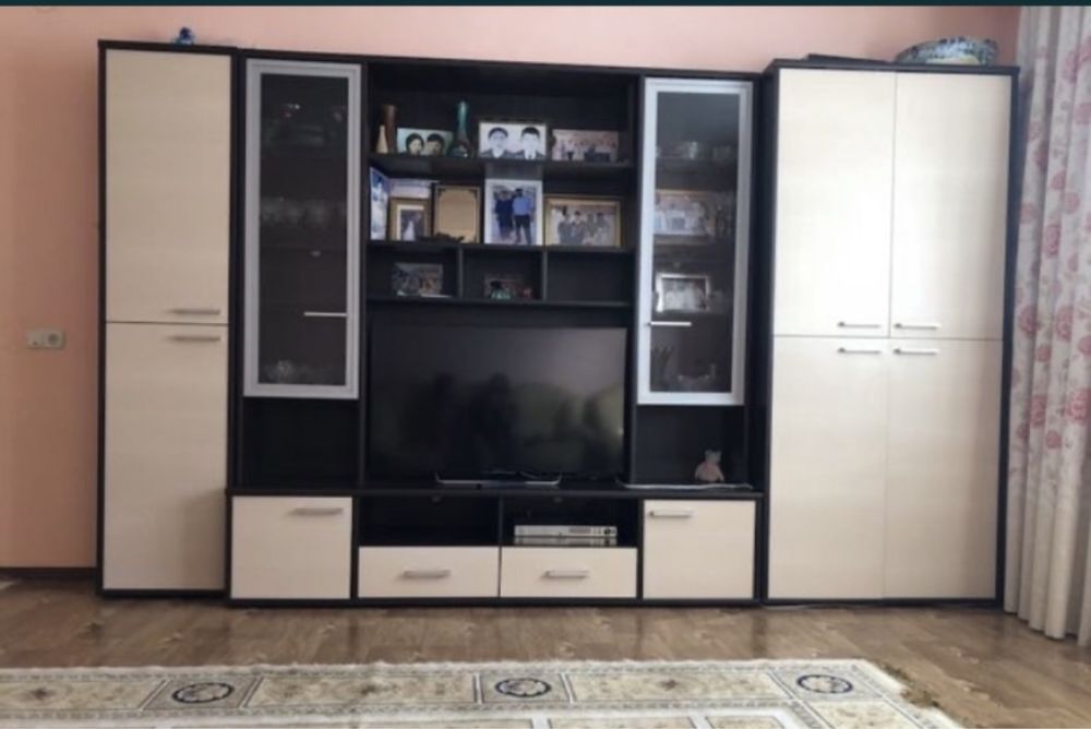 Стенка для зала крутая стенка