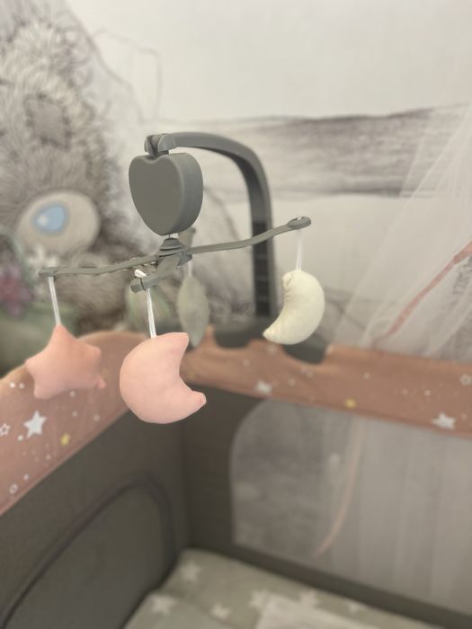 Кошара Cangaroo с въртележка и балдахин