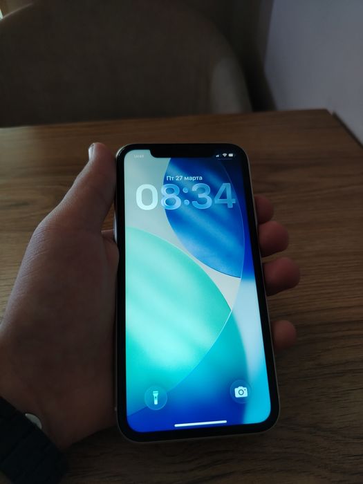 IPhone 11 ideal Aybi yoo obmen