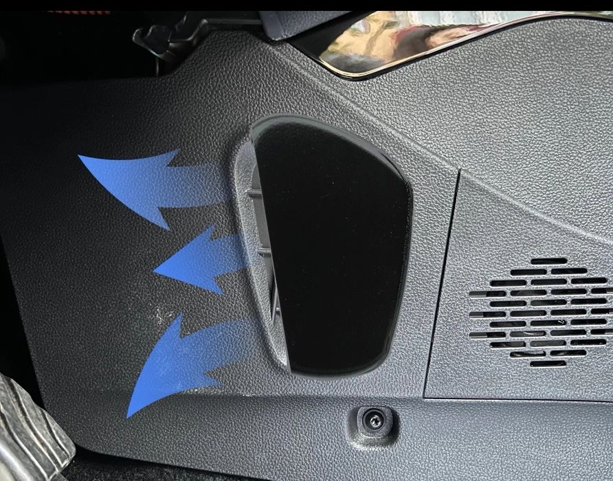 Dacia Spring Accesorii - apărători noroi, deflector aer, organizator consola
