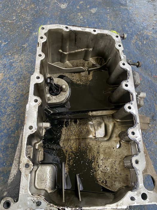 Baie ulei audi a6 c6 4f 2.0tdi cagb caha