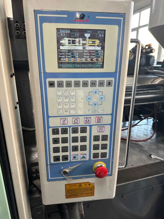 Mașină de injecție mase plastice BOLE BL168W, an fabricație 2008