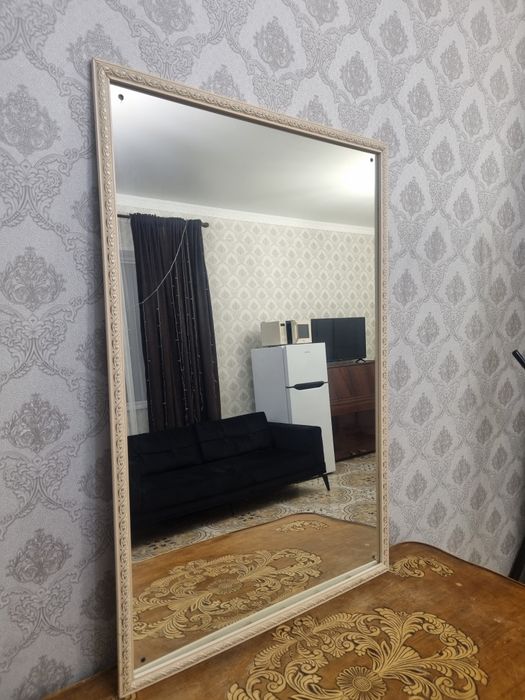 Продам зеркало универсальное