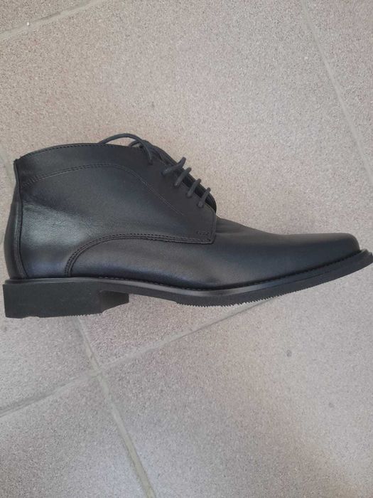 продам мужскую обувь