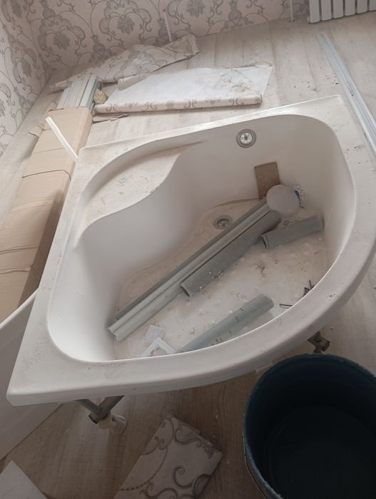 dimaxod,rakovena,gaz plita,vanna yanggi,eshik bir quyib yechilgan