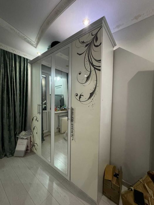 Спальный гарнитур