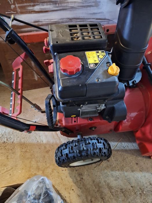 Моторен снегорин МТД