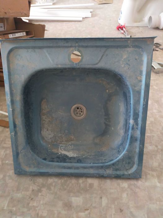 Продам раковину для кухню.