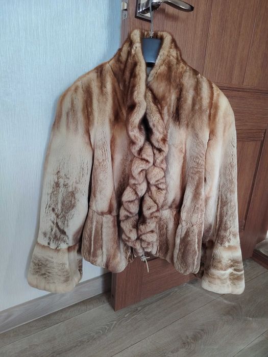 Продам полушубок норковый