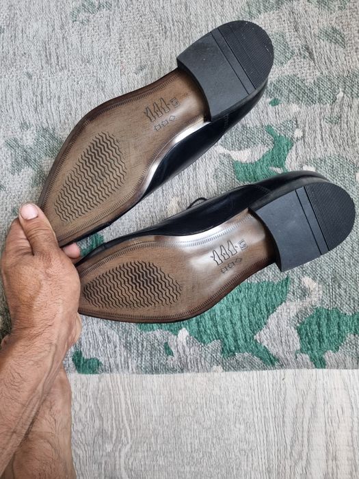 Продам. Туфли новые