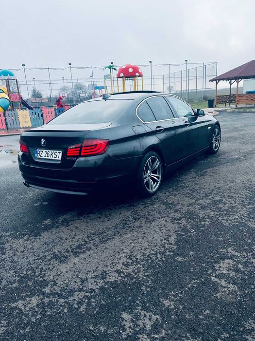 BMW F10 520d 2010 Automată Navi Mare Bi-Xenon Piele