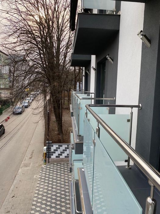 Inchiriez apartament cu 2 camere