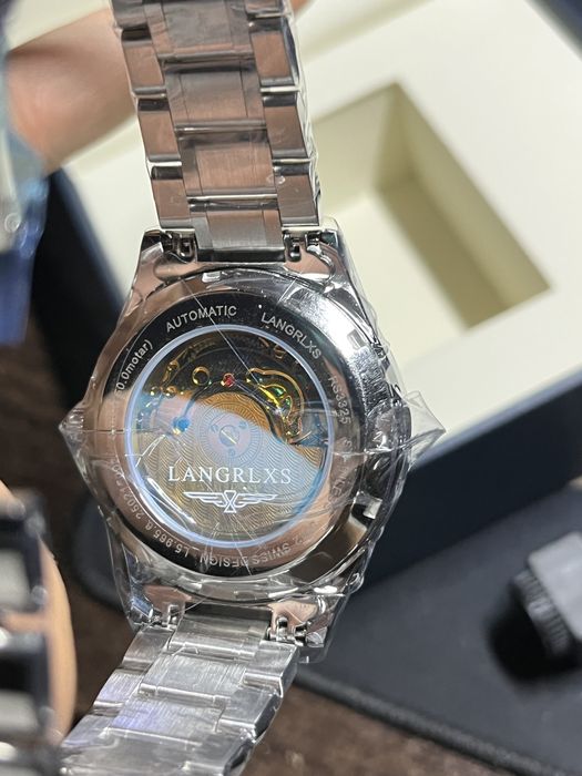 механический часы 17,990