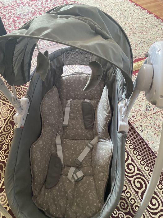 Продам электрическую качелю для малыша