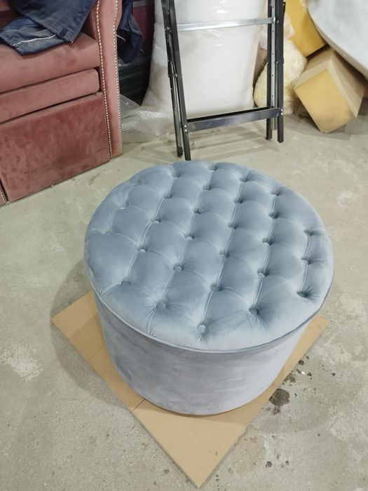 Табуретка Честърфийлд