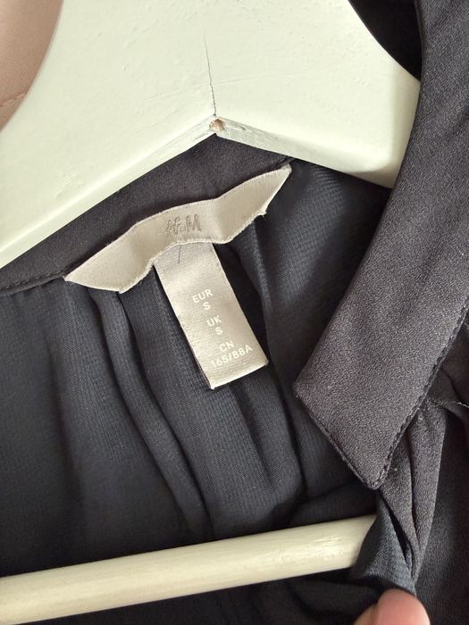 Платье H&M, до середины бедра