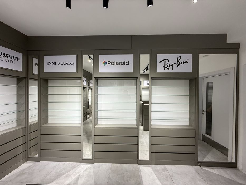 Мебель для оптики