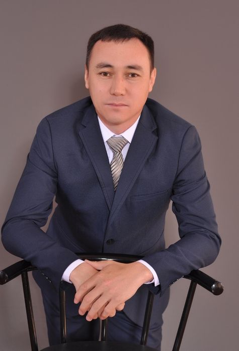 Тамада, асаба, ас жүргізуші т.б.