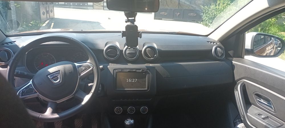 Se vinde Dacia Duster
